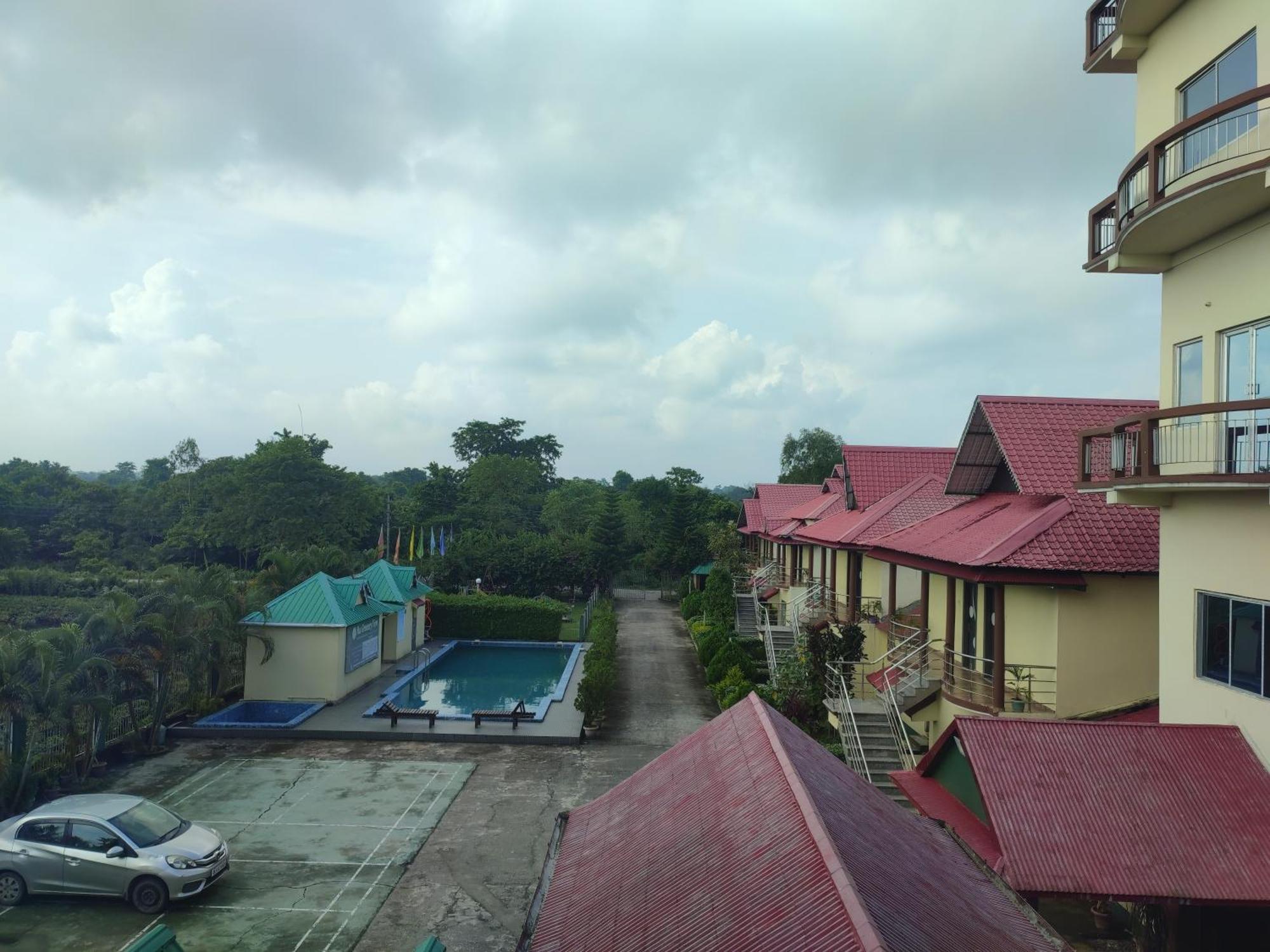 Maa Greenary View - A Holiday Resort Alipur Duar 외부 사진