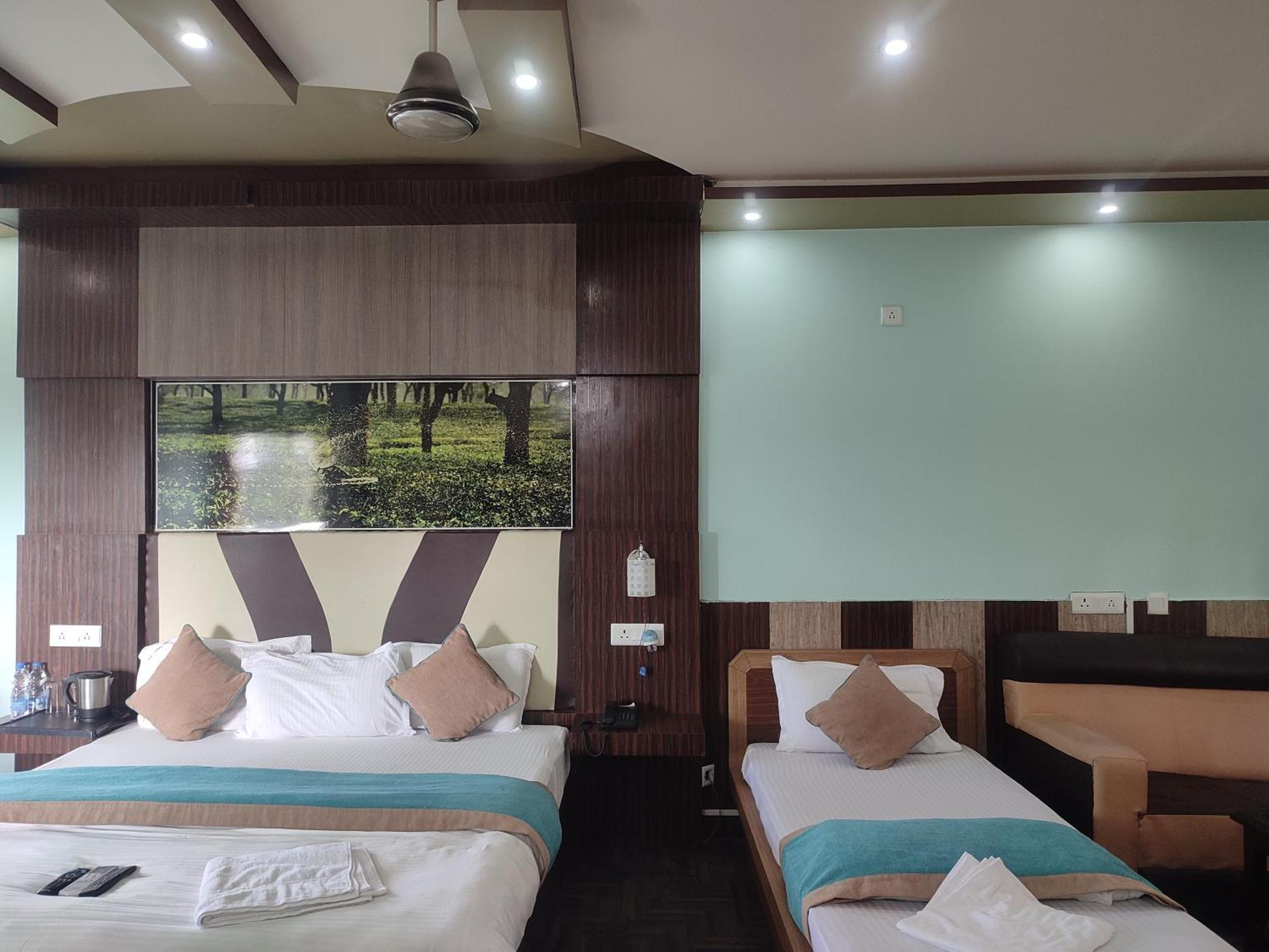 Maa Greenary View - A Holiday Resort Alipur Duar 외부 사진