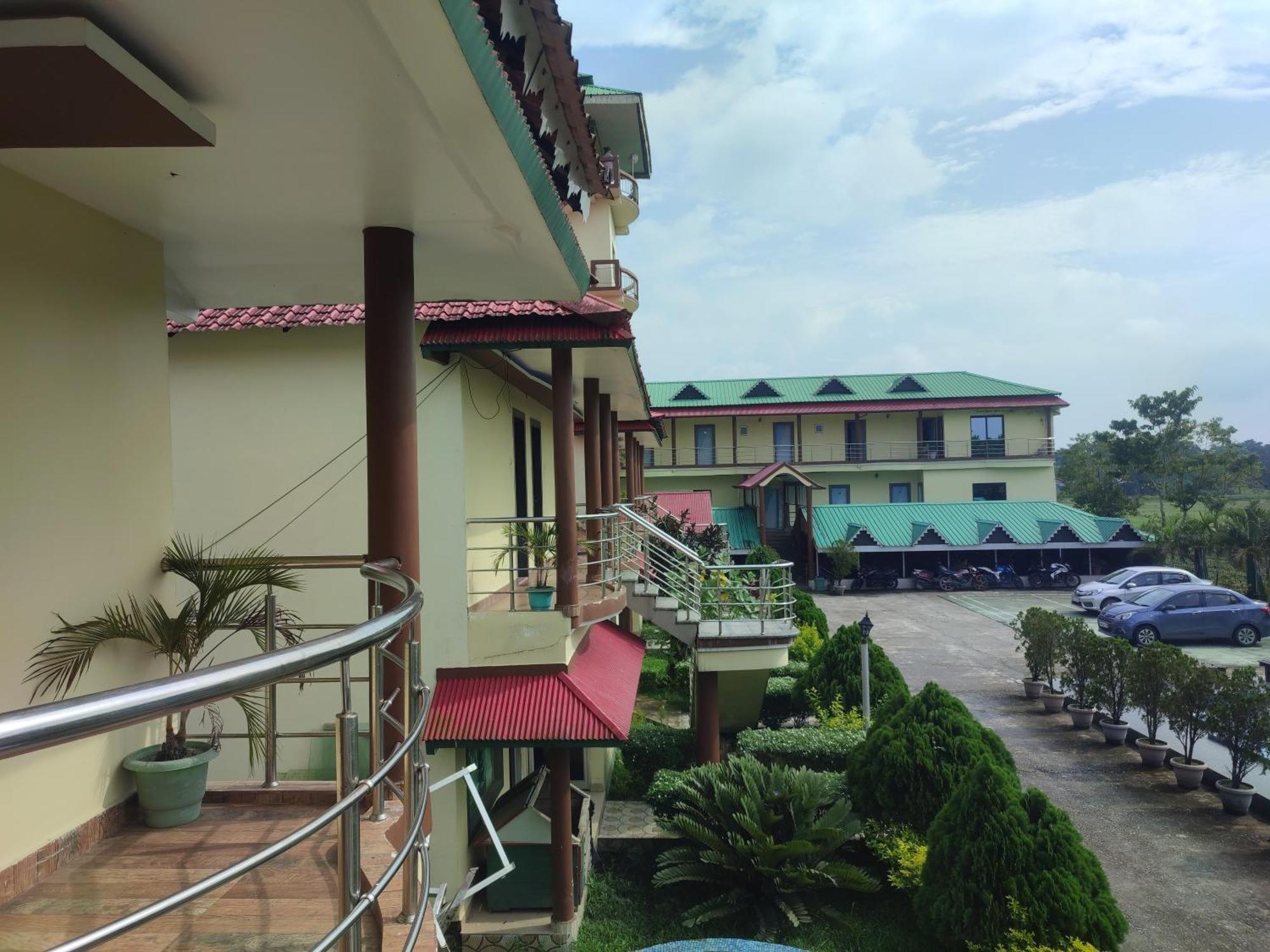Maa Greenary View - A Holiday Resort Alipur Duar 외부 사진