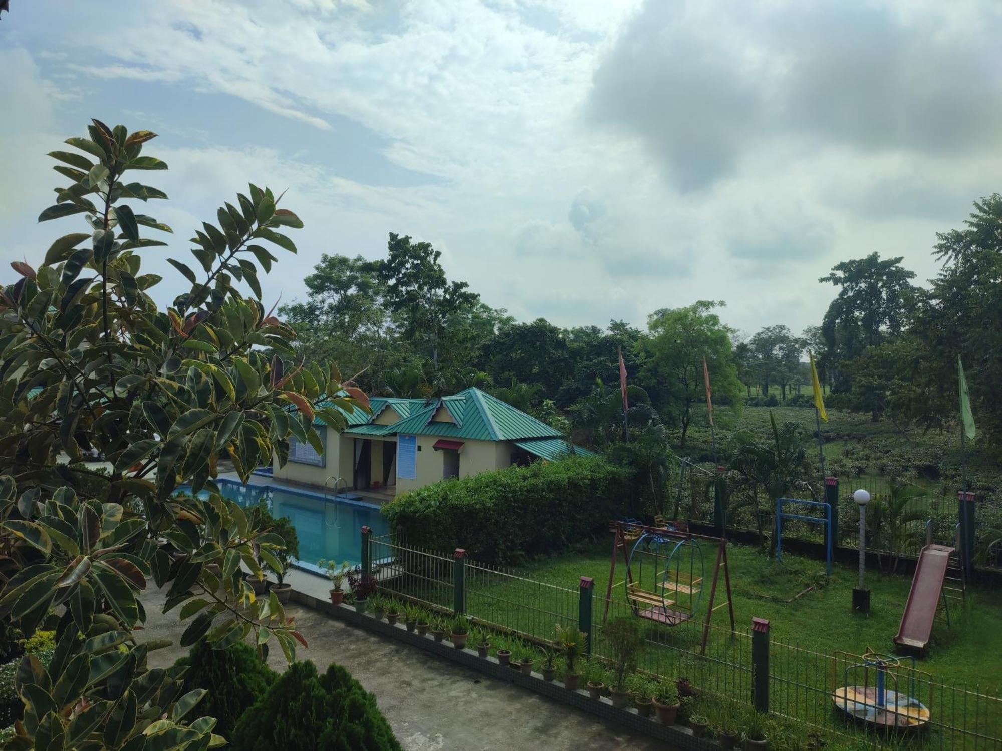 Maa Greenary View - A Holiday Resort Alipur Duar 외부 사진
